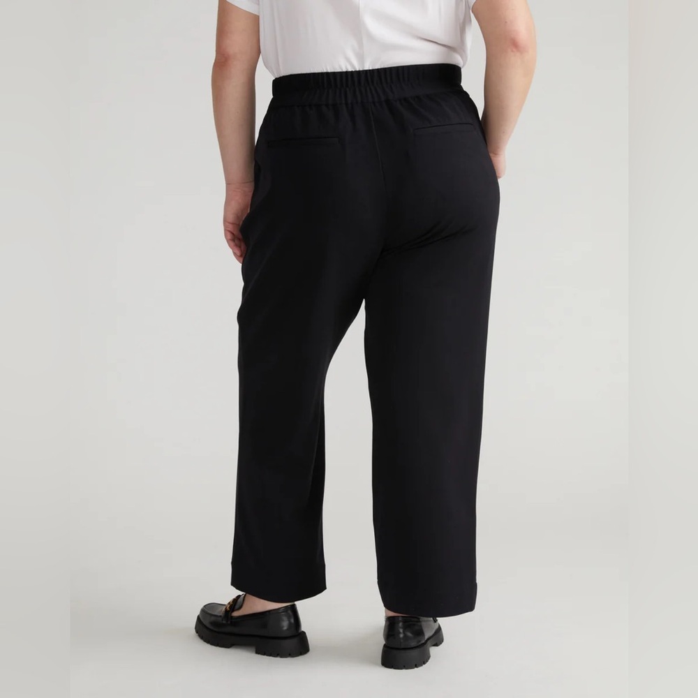 Universal Standard Black Wide-Leg Pull-On Pants
